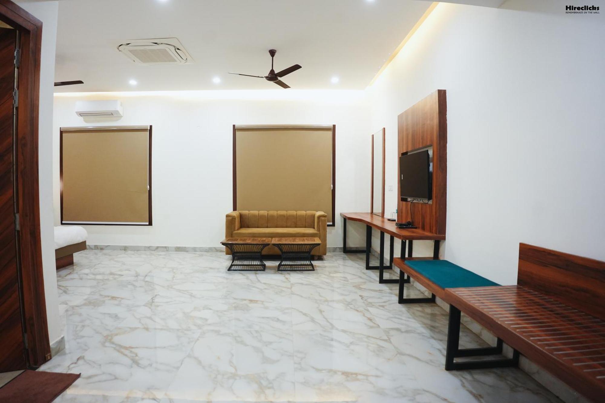 The Krati Resort & Convention Centre Bareilly Εξωτερικό φωτογραφία